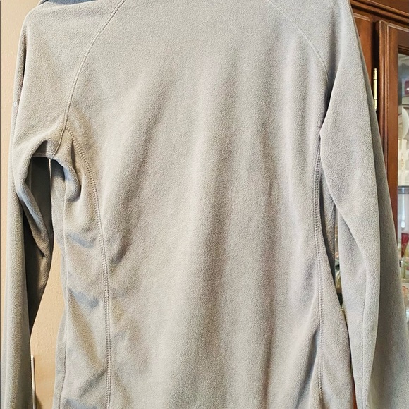Columbia Women’s Gray Fleece Pullover EUC NWOT SZ Medium - Picture 2 of 7